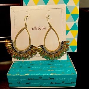 Beautiful brand new in box